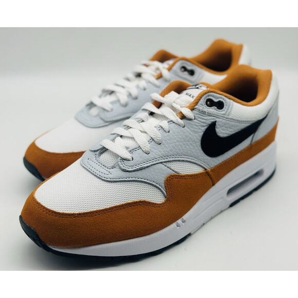 NEW Nike Air Max 1 White Black Orange Monarch FN6952-101 Men’s Size 11 - Picture 1 of 7